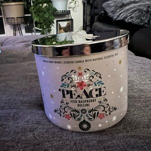 Iced raspberry bellini candle